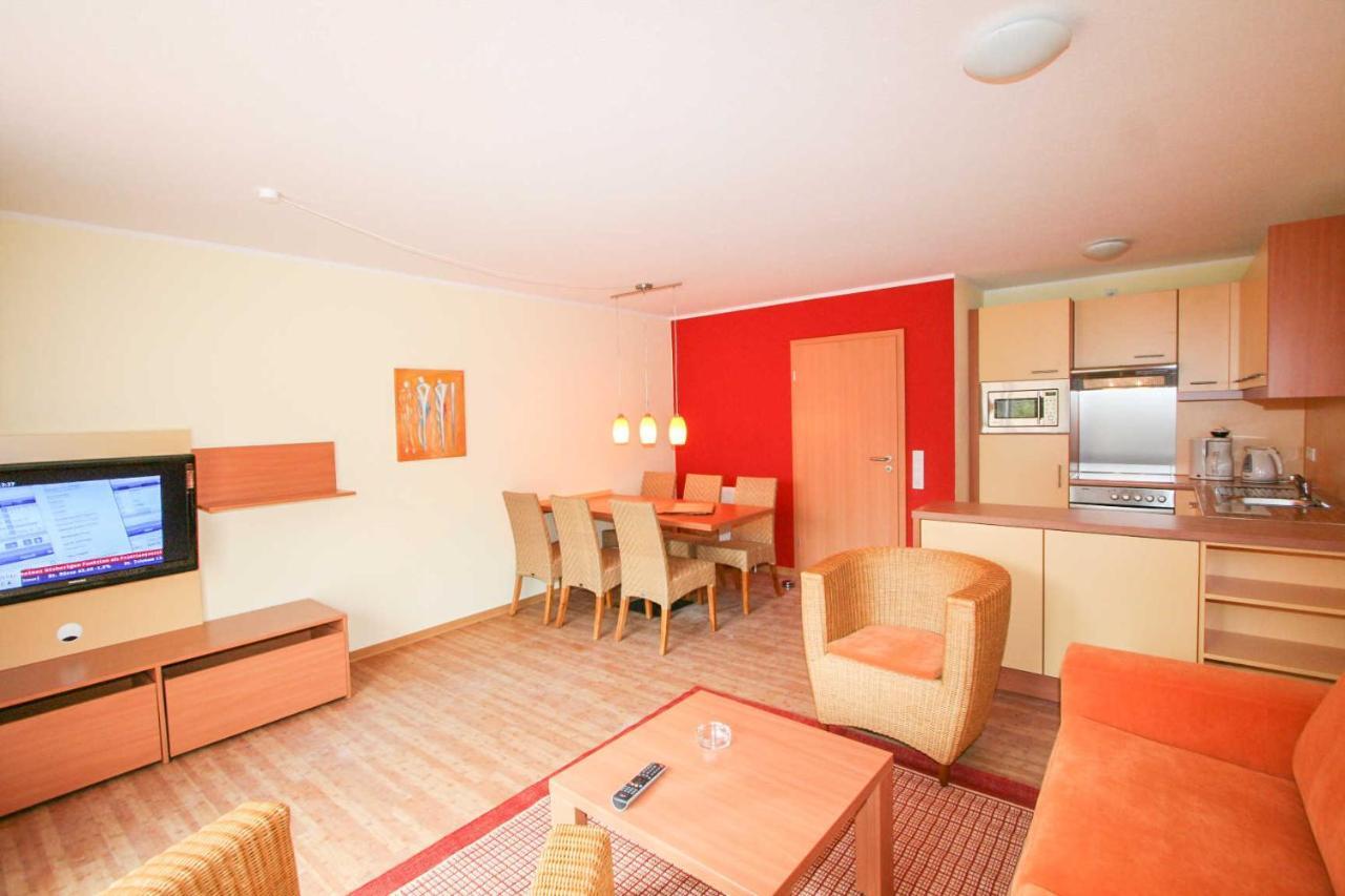 Seepark Burhave_ Hotel Butjadingen Buitenkant foto